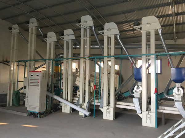 <a href=http://k4748.cn/product/6/ target=_blank class=infotextkey>玉米深加工機(jī)械</a>