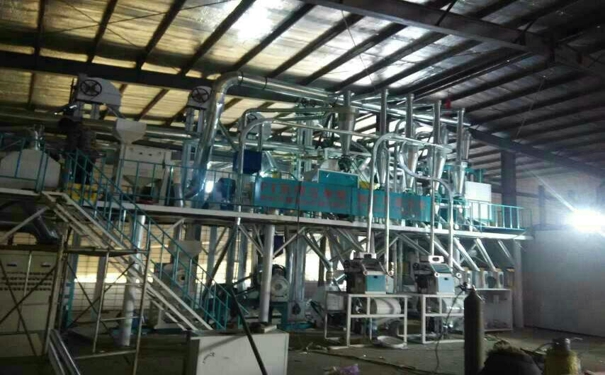 成套<a href=http://k4748.cn/product/6/ target=_blank class=infotextkey>玉米深加工機(jī)械</a>
